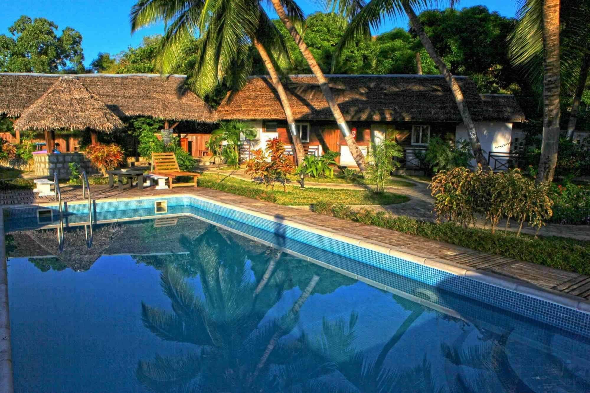 Ylang Hotel Ambondrona  외부 사진