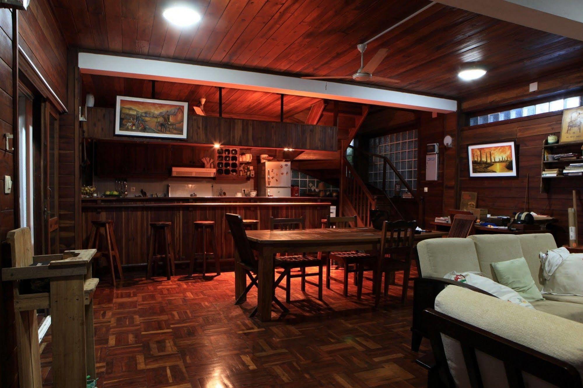 Ylang Hotel Ambondrona  외부 사진